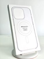 Genuine Apple Clear Case with MagSafe for iPhone 14 Pro