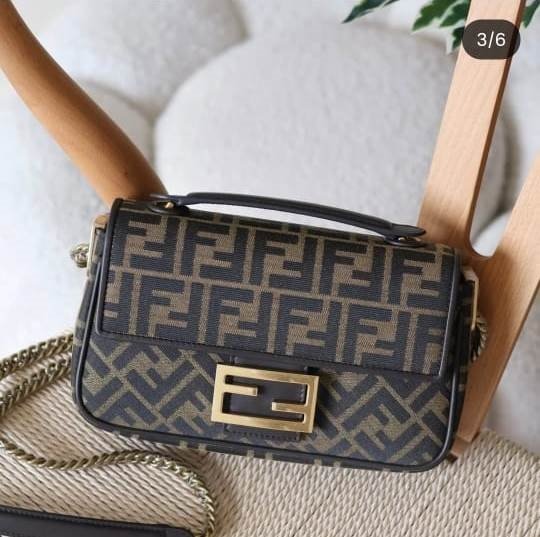 Fendi Baguette Chain Midi