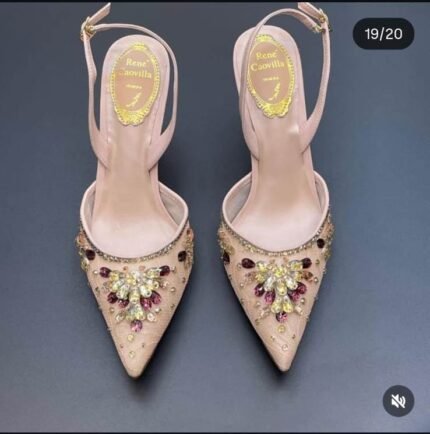 Classic slingback shoes