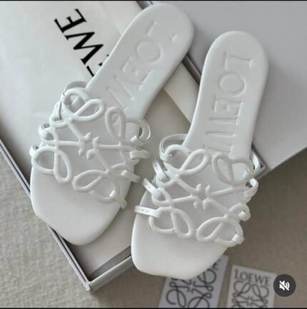 Loewe Petal Anagram Slides